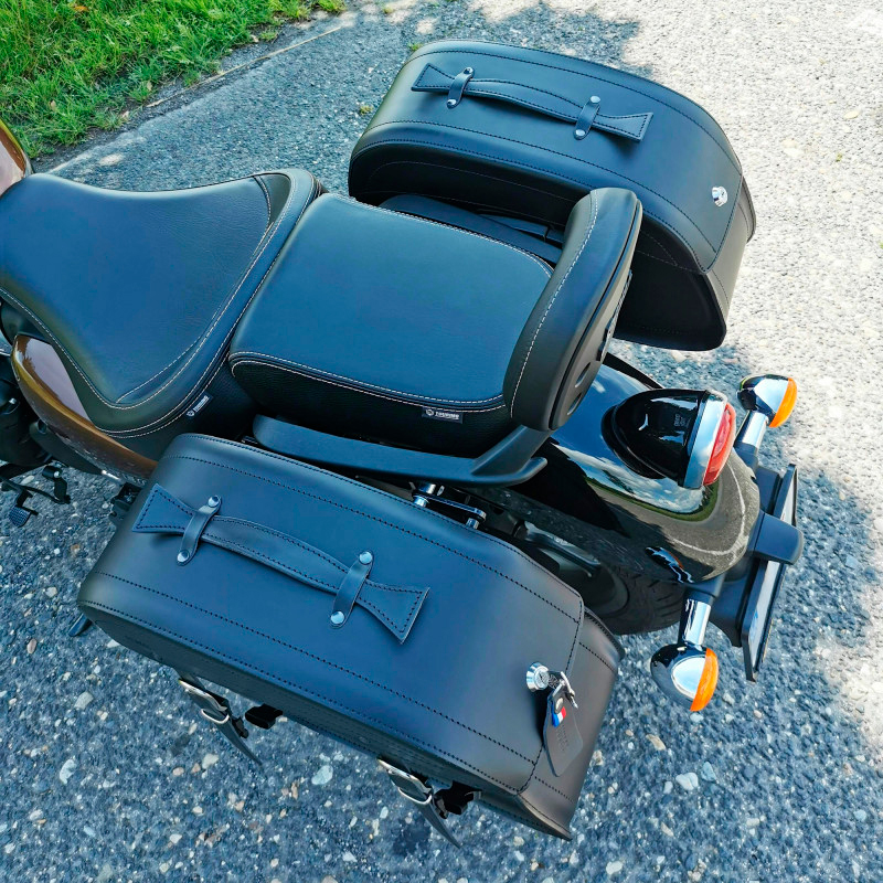 SPAAN Alforjas Klick-fix de piel color negro con tachuelas