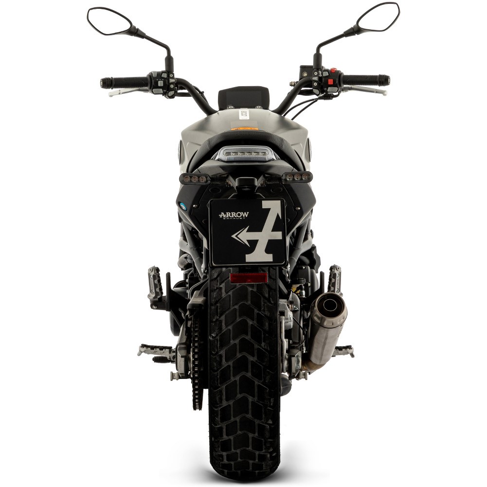 Escape Benelli Leoncino 800 Arrow Leoncino Acero 21-