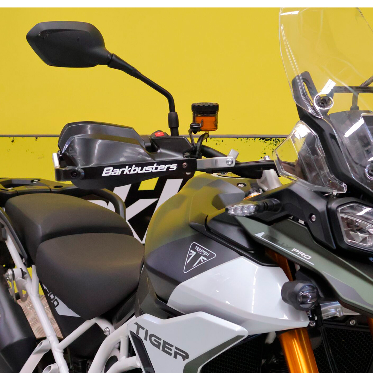 Paramanos Triumph Tiger 900 24- Barkbusters