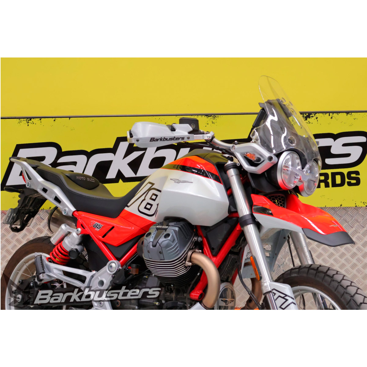 Paramanos Barkbusters Moto Guzzi V85TT 2024+