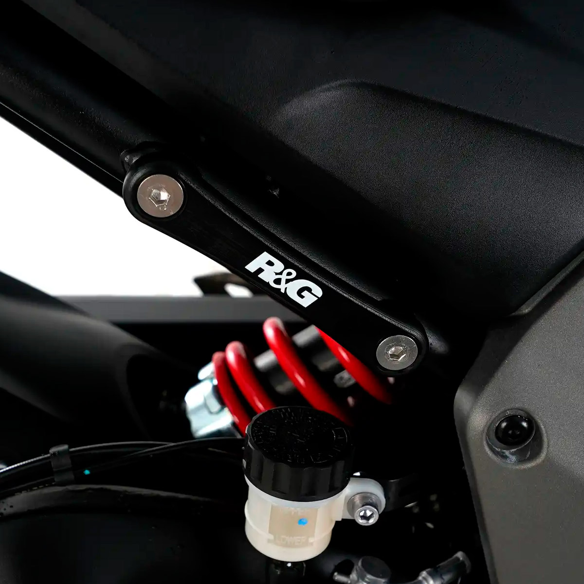 Tapa soporte estribera Bmw s100xr, Triumph Trident