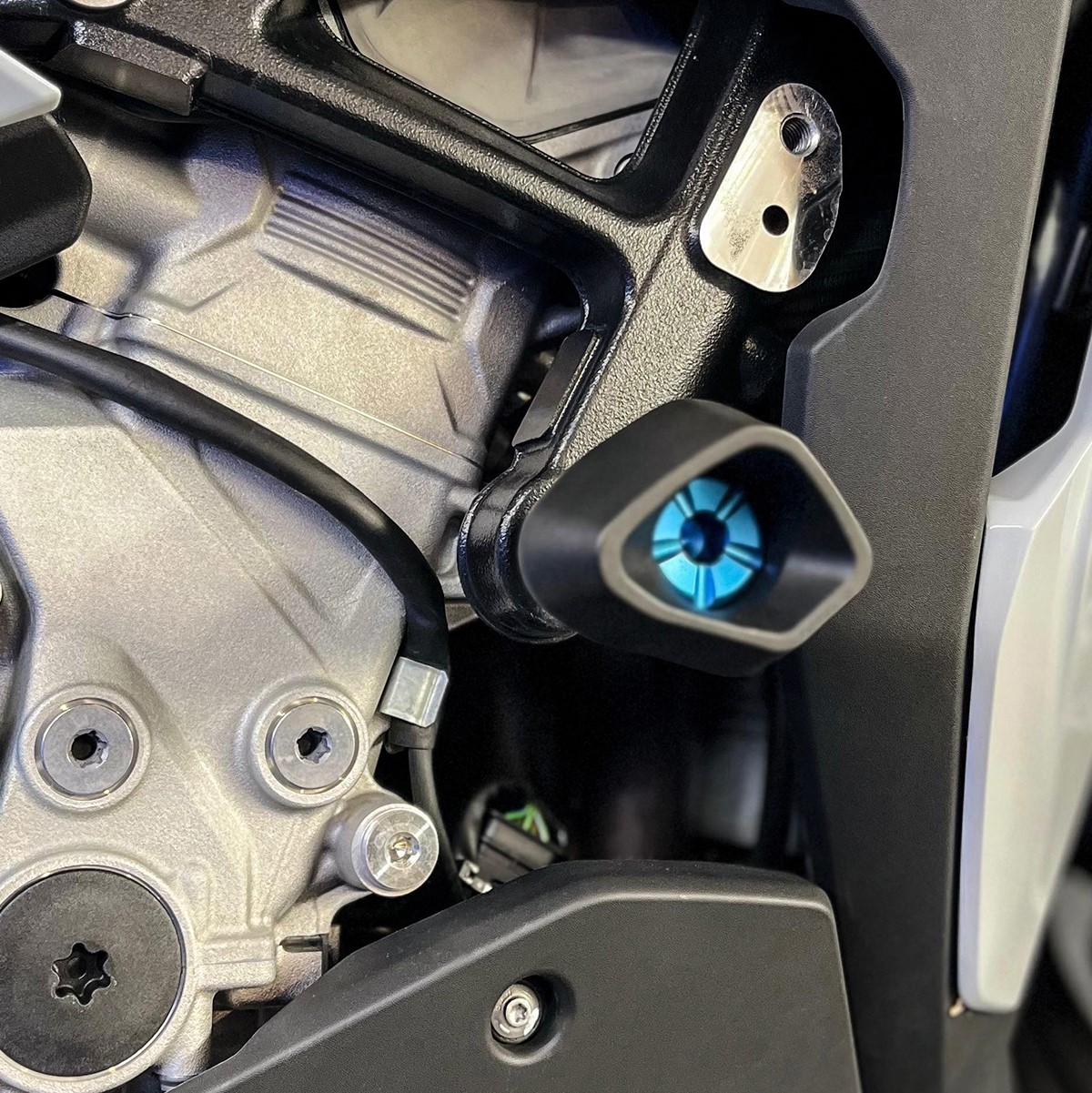 Protectores Evotech anticaida para Bmw S1000 XR - M1000 XR 24+