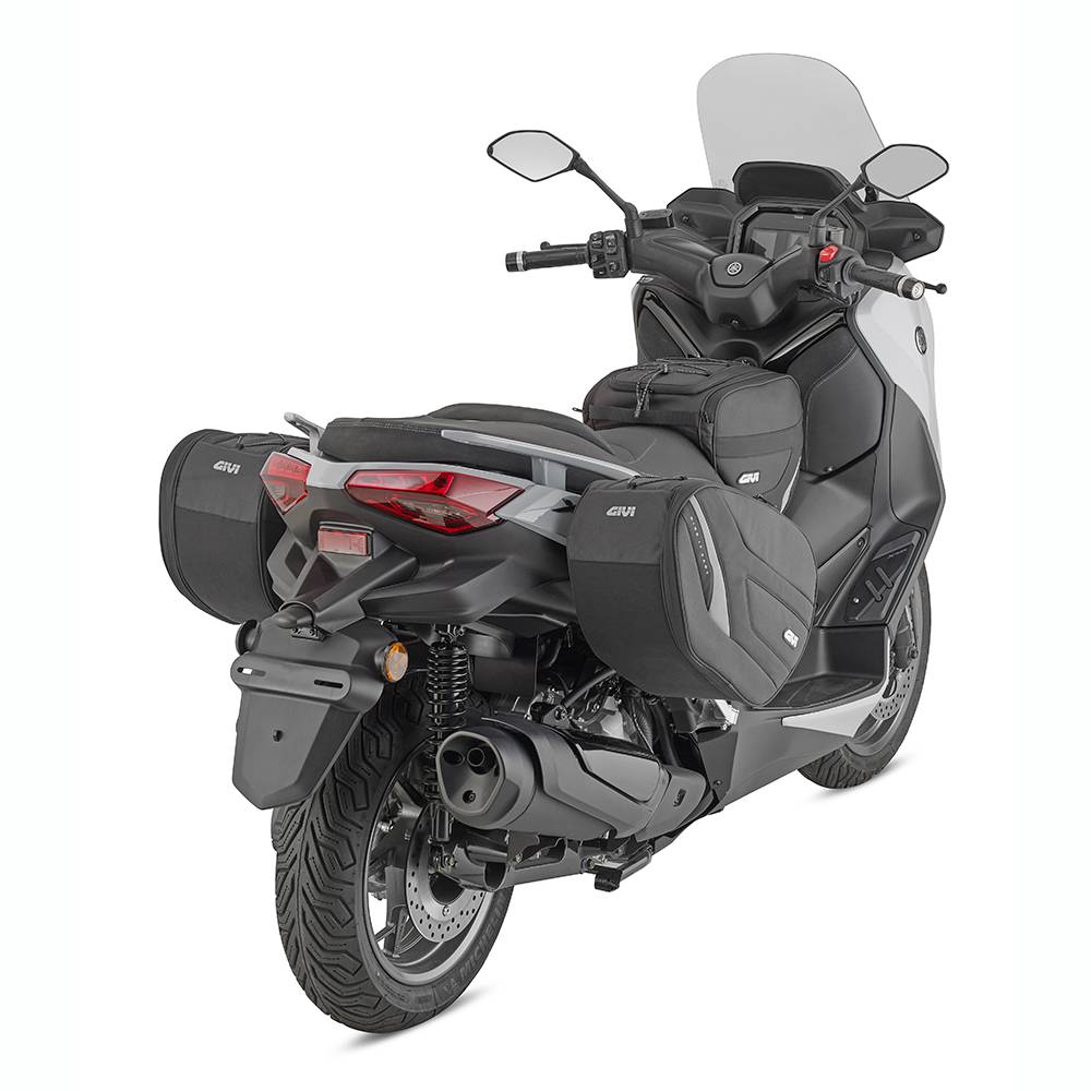 Alforjas EASY11 Extensible 18-25 litros impermeable Givi 