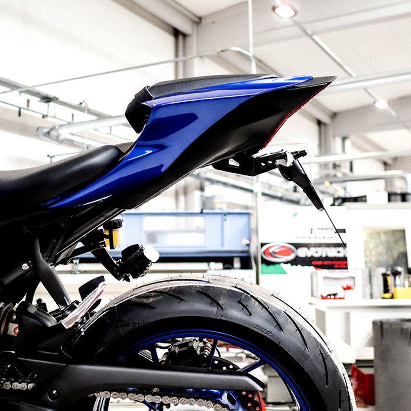 Portamatriculas Evotech RC para Yamaha R7 21+