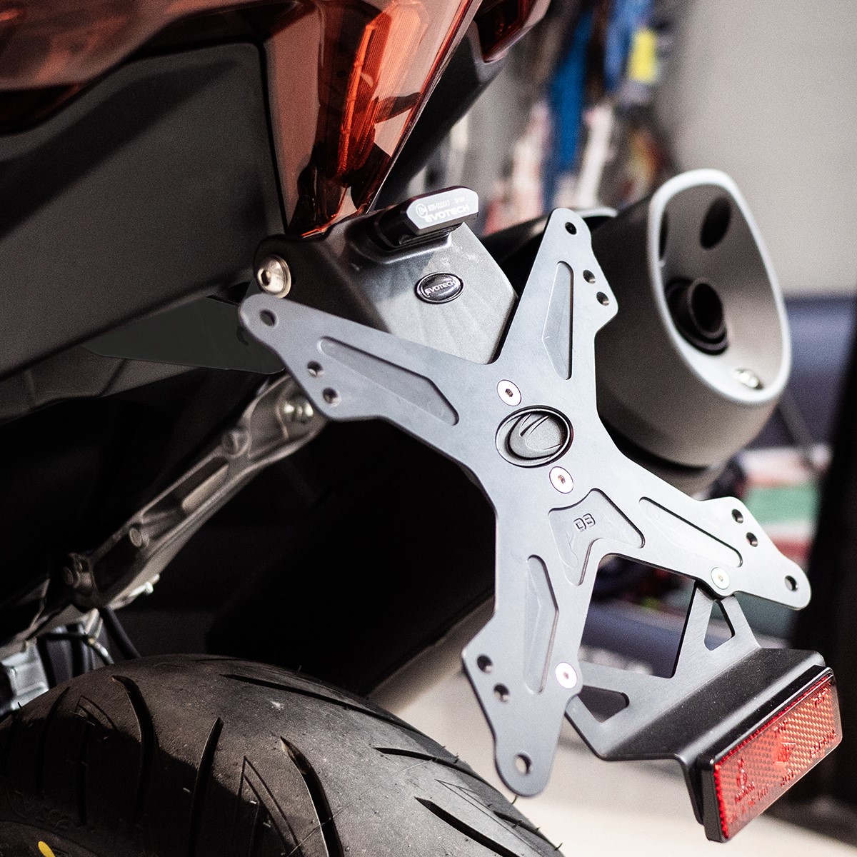 Portamatriculas Evotech RC para Yamaha T-Max 560 Tech Max 22+