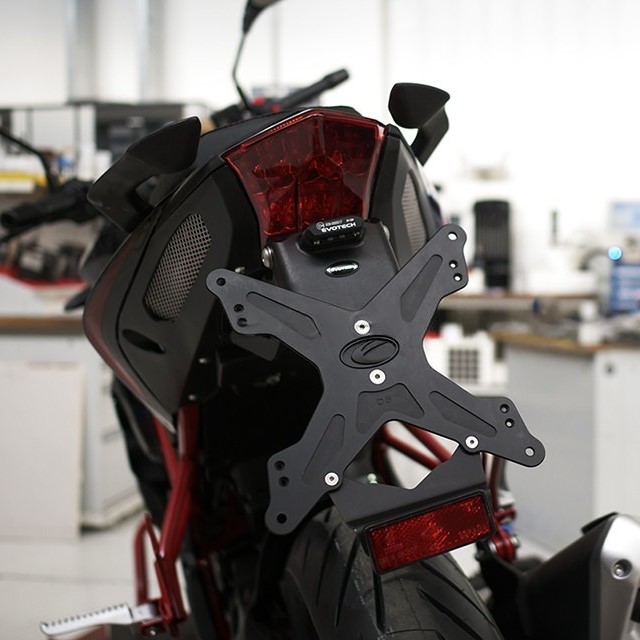 Portamatriculas Evotech RC para Benelli BN 125 21+