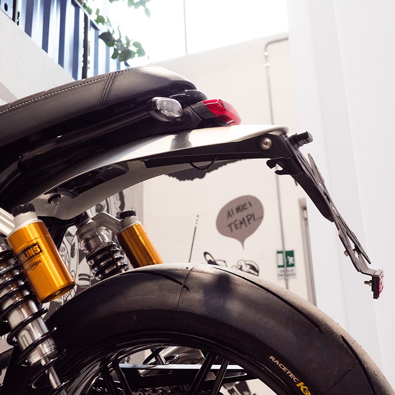 Portamatriculas Evotech RC para Triumph Speed Twin 1200 RS 25+