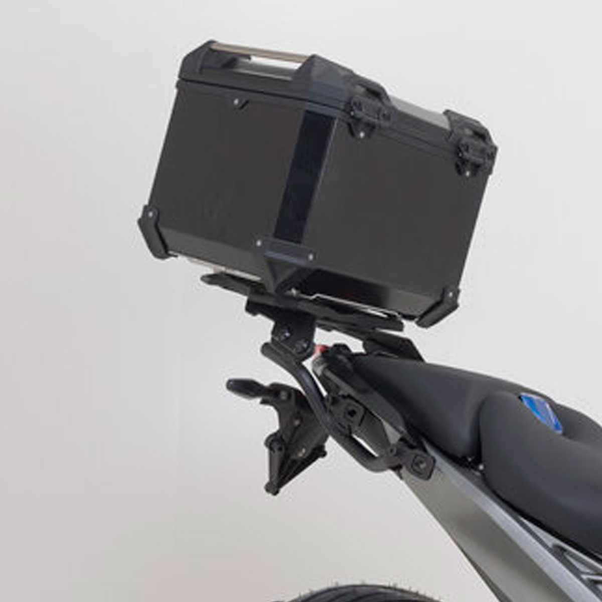 Baul negro TRAX ADV SWMotech 38L BMW R1300R RS 25+