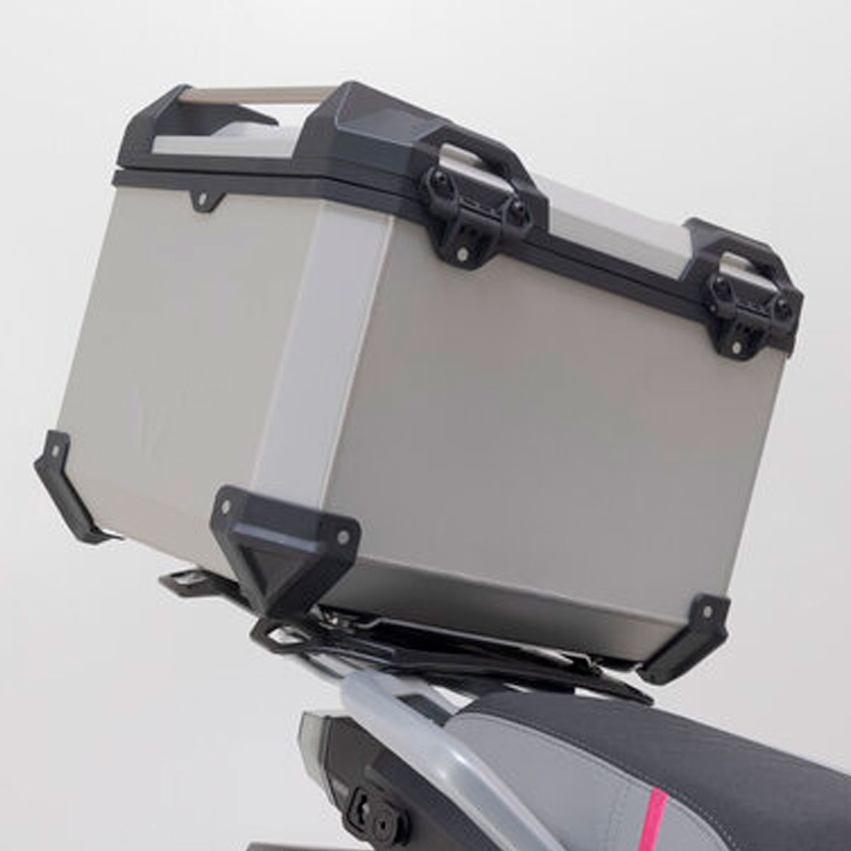 Baul aluminio TRAX ADV SWMotech 38L CFMoto 450MT 800MTX 23+