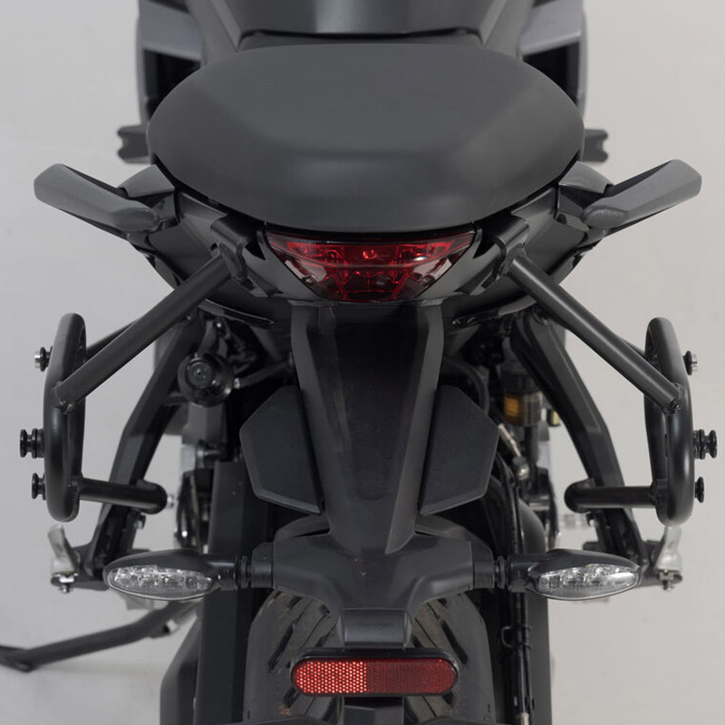 SLC Soporte lateral maleta Triumph Tiger 660 21- SWMotech