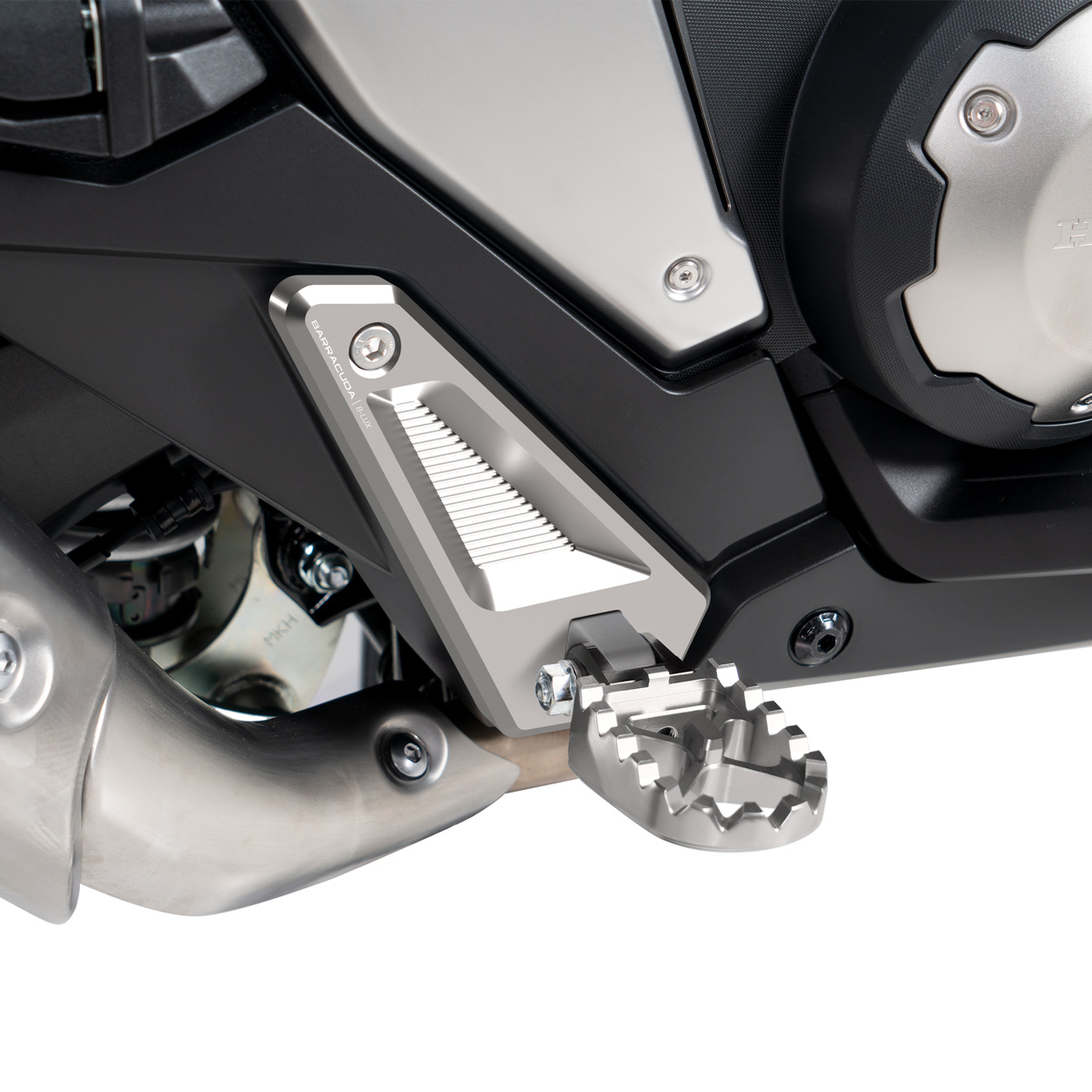 Estriberas piloto Barracuda para Honda X-ADV 750 21+