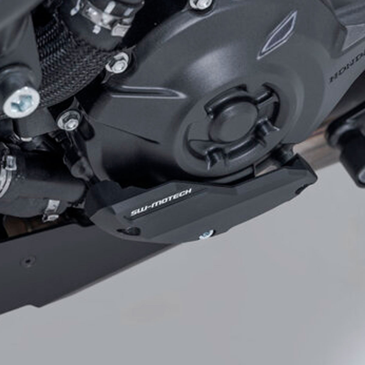 Protector tapa motor Honda CB1000 Hornet 24+ SWmotech