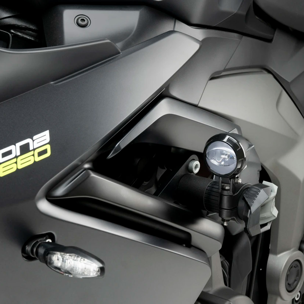 Protector motor Puig R19 Triumph Daytona 660 24+