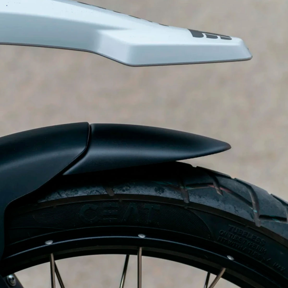 Faldon guardabarros delantero Royal Enfield Himalayan 450 24+