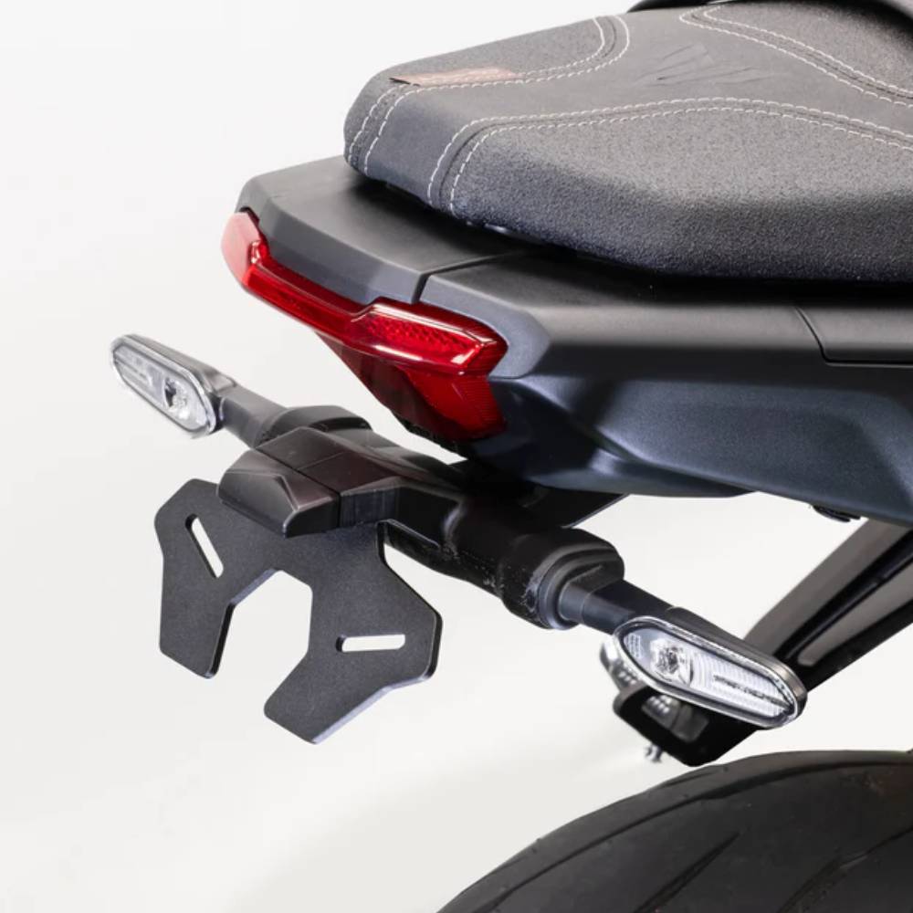 Portamatriculas Yamaha MT07 25- ep