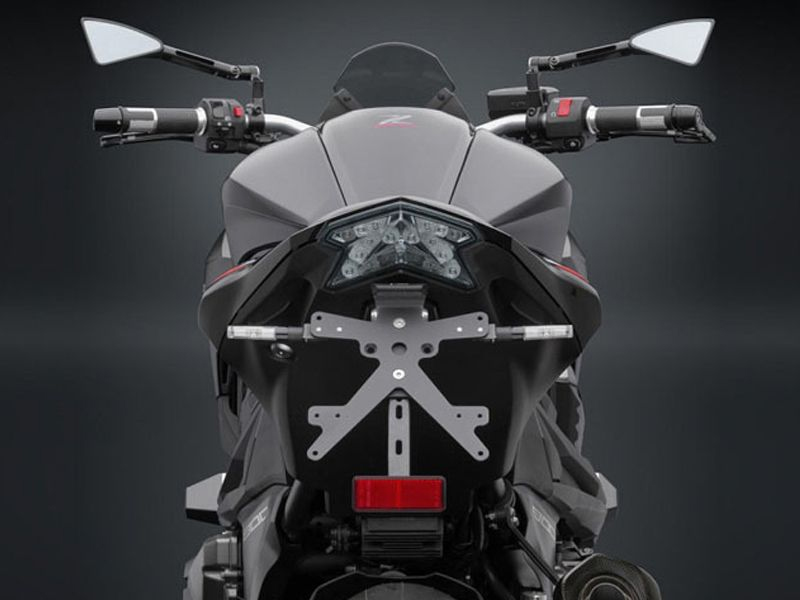 Portamatriculas Kawasaki Z800 año 2013- Rizoma Modelo Fox