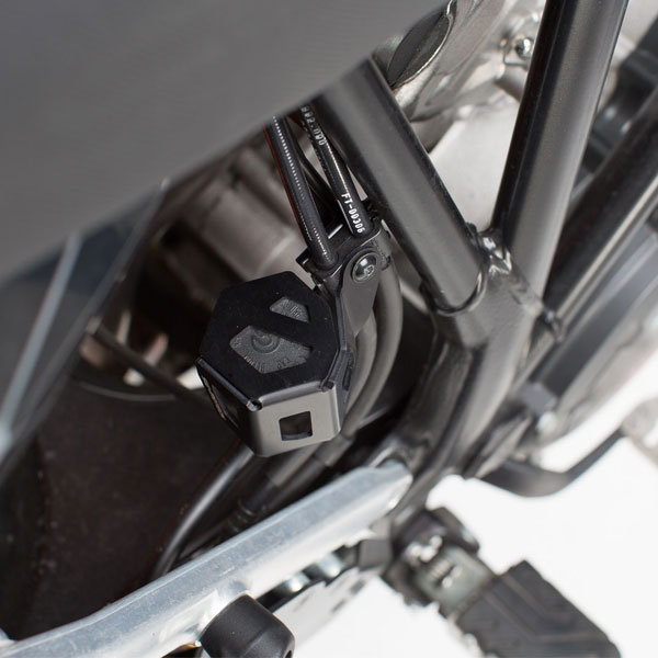 Protector depósito líquido frenos KTM 1050/1090/1190 Adv,1290 SAdv. SWMotech