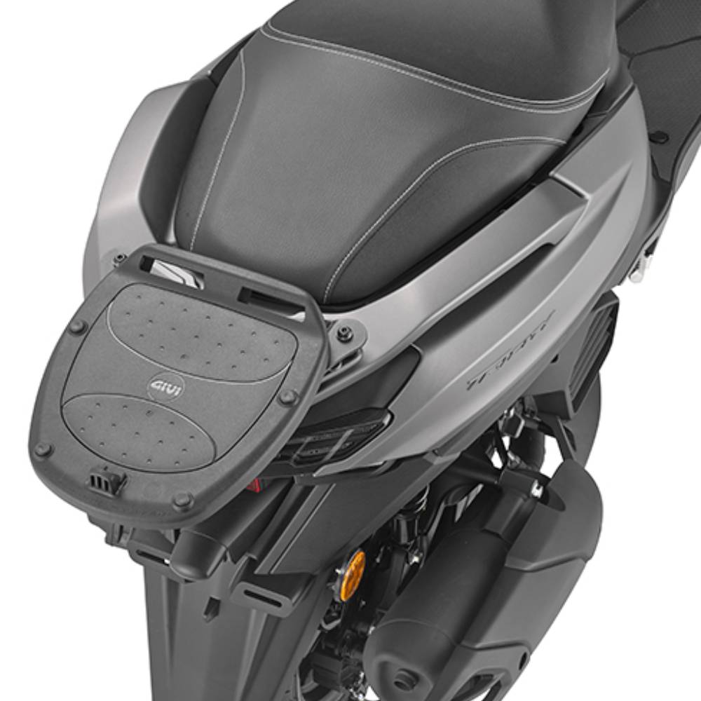 Soporte trasero Givi Yamaha Tricity 125 25-