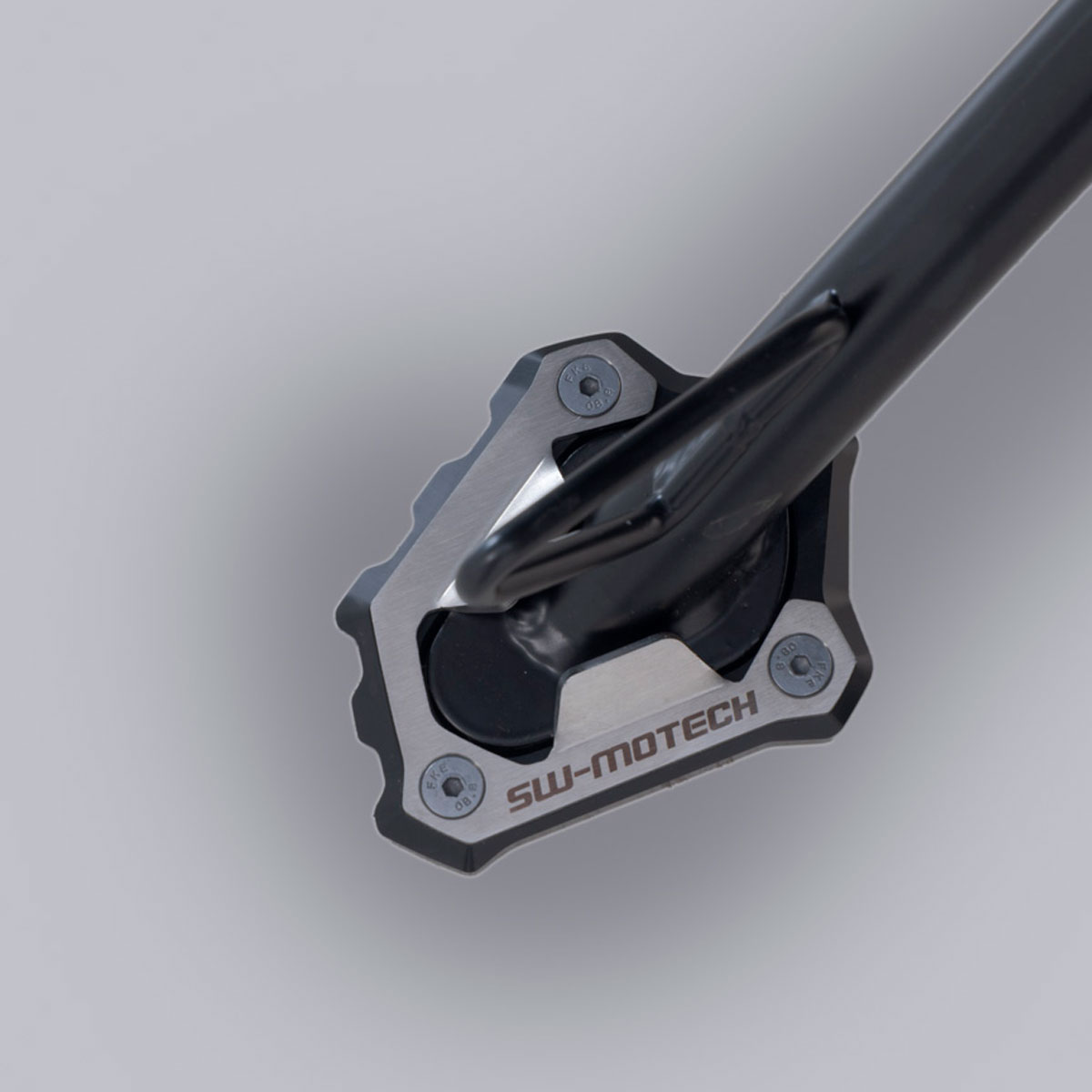 Apoyo caballete lateral Triumph Scrambler 1200 X 23+