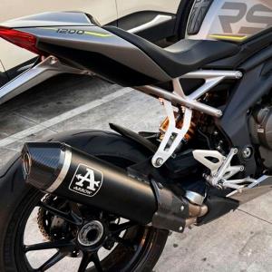 Escape Race Tech negro Triumph Speed Triple 1200rs-rr 21-