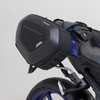 Juego de alforjas PRO BLAZE con soportes Yamaha R9 24+