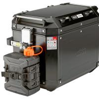 Bidon 2,5 litros Givi homologado para el transporte de gasolina agua o aceite