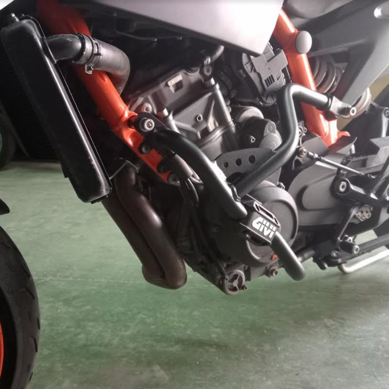 Defensa KTM Duke 790 18-20 Givi